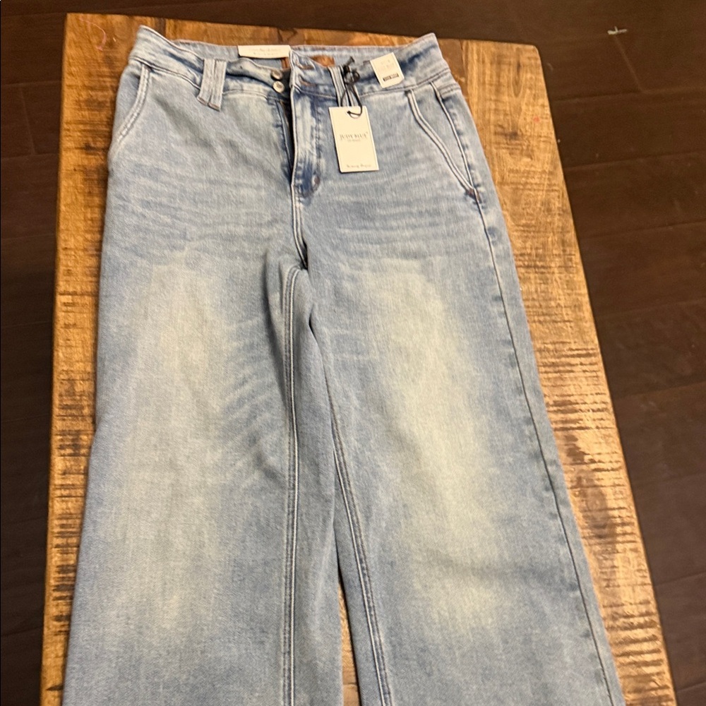Judy Blue Light Wash Wide Leg Jeans